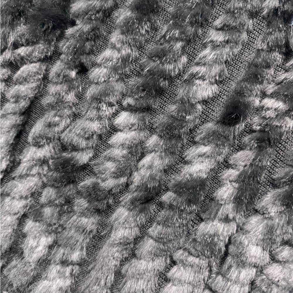 Studio Black Rabbit Fur cape - Picture 2 of 3